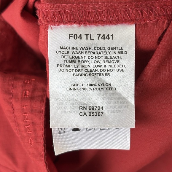 Columbia Omni Dry GRT Women's S Red Long Sleeve Button Down Shirt Outdoor Hiking - Picture 13 of 16